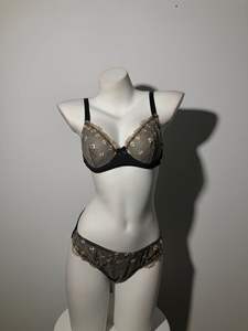 Lingerie sexy en dentelle transparente de haute qualité de style français, soutien-gorge et culotte érotiques pour femmes, lingerie intime, ensemble de 2 pièces - Product Image 5