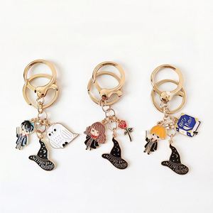 Colgantes Creativos para Mochilas Escolares, Llaveros de Aleación Metálica, Llaveros para Amantes de las Películas de Magia - Product Image 6