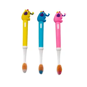Brosse à dents à manche animaux bon marché en gros Brosse à dents à poils souples éléphant en jouet dessin animé pour enfants