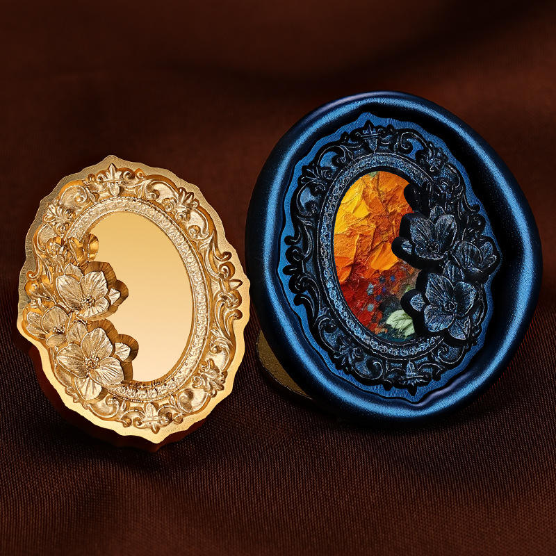 Cadre photo vintage 12 (relief irrégulier découpé en 35, 27,7 mm x 34,6 mm)