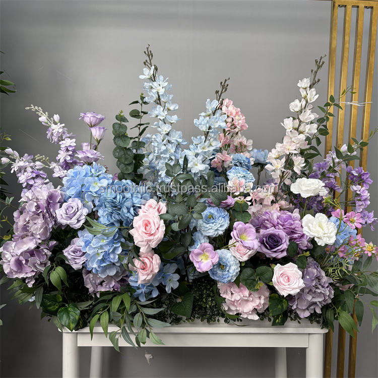 รองเท้าวิ่งลายดอกไม้