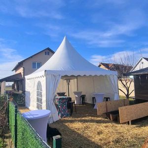 Tente Pagode Moderne à Structure en Aluminium, Toit en PVC Blanc, Imperméable et Résistante au Vent, Abri pour Cérémonies de Mariage et Fêtes en Extérieur - Product Image 4