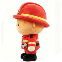 Peluche personnalisée de pompier, figurine en peluche de pompier, service OEM ODM personnalisé, poupée de personnage héros, vente en gros directe usine