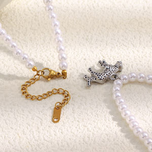 Dreamshow imitación perla cuenta joyería León encanto collar moda chapado en oro joyería de acero inoxidable - Product Image 6