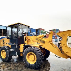 Надежный и долговечный фронтальный погрузчик SEM632D, 3 тонны, 92 кВт, емкость ковша 0,18 м³, быстрая сцепка, Лидер продаж в Боливии - Product Image 4