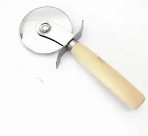 Großhandel Holz Edelstahl Rad Klinge Käse Slicer Pizzas ch neider mit Holzgriff