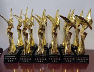 Trofeo de Cristal con Forma de Fénix de Resina Dorada para Eventos, Premio MH-NJ0419 - Product Image 5