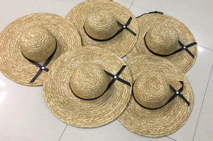 <span class=keywords><strong>Sombrero</strong></span> <span class=keywords><strong>de</strong></span> Paja <span class=keywords><strong>de</strong></span> <span class=keywords><strong>Luffy</strong></span> <span class=keywords><strong>de</strong></span> <span class=keywords><strong>One</strong></span> <span class=keywords><strong>Piece</strong></span> <span class=keywords><strong>de</strong></span> ABYStyle - Talla Adulto - Mercancía Oficial - <span class=keywords><strong>Sombrero</strong></span> <span class=keywords><strong>de</strong></span> Paja Tipo Cloche - Product Image 2
