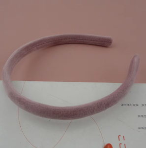 Bandeaux en plastique recouverts de velours pour enfants bandeaux <span class=keywords><strong>courts</strong></span> en peluche cerceaux de <span class=keywords><strong>cheveux</strong></span> pour filles accessoires de <span class=keywords><strong>cheveux</strong></span> - Product Image 5