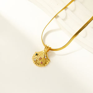 Nouveau populaire en acier inoxydable plaqué or 18 carats collier en forme de coquille pour les femmes mode en forme d'éventail Zircon pendentif fête - Product Image 5