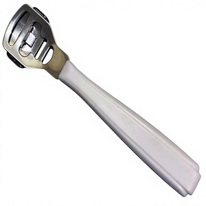 ASAP Outil de manucure et pédicure réutilisable en acier inoxydable écologique à double face avec long manche, durable, pour éliminer les callosités et les cors des ongles - Product Image 1