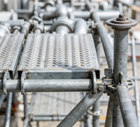 Échelle de chantier perforée en acier galvanisé robuste, directement de l'usine, réductions en gros pour projets personnalisés
