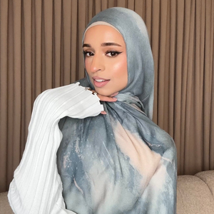 2025 Color Bloqueo Impresión digital Largo Suave Modal Hijab Bufanda 180x70cm Multifunción Tradicional Musulmán Mujeres Uso diario - Product Image 2