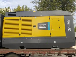 Compresseur d'air <span class=keywords><strong>Atlas</strong></span> Copco 160cfm 7bar 45HP pour pneus de voiture, sablage, travaux routiers, industrie - Product Image 2