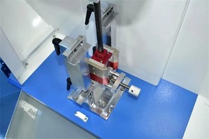 Máquina de Prueba de Impacto de Péndulo Charpy Digital Electrónica de Alta Precisión Jindun con Pantalla Táctil a Color, Muesca de Plástico, Energía de 50J, 1 - Product Image 3
