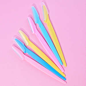 K-Women's Removedor de vello facial de acero inoxidable Recortador de <span class=keywords><strong>cejas</strong></span> Maquinilla de afeitar biodegradable y juego de cuchillos para el cuidado de las <span class=keywords><strong>cejas</strong></span> - Product Image 4