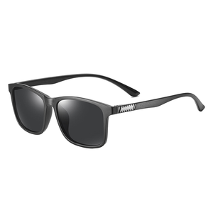 Lunettes de soleil polarisées TAC carrées blanches tendance UV400 avec monture en titane TR90 incassable et durable pour hommes - Product Image 3