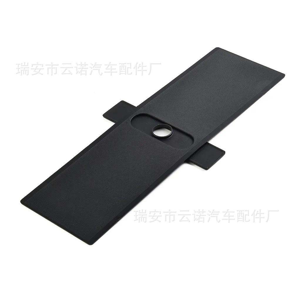 ใหญ่เพียงลำพัง