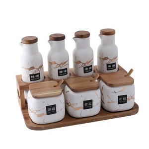 Ensemble de distributeurs en céramique de 8 oz et <span class=keywords><strong>vinaigre</strong></span>, kit de condiments en porcelaine avec Base en bambou - Product Image 1