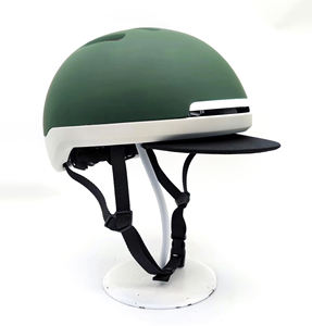 Système de sécurité à lumière LED rechargeable par USB Casque de vélo léger à la mode et intelligent Casque de sport de vélo de route Chapeaux de cyclisme - Product Image 1