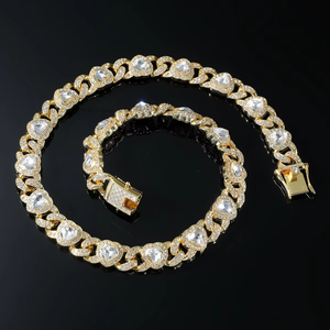 สร้อยคอรูปหัวใจแบบโอเวอร์ไซส์, สร้อยคิวบันเชน, สร้อยข้อมือแบบหัวเข็มขัด 8 ตัวอักษร, เครื่องประดับแฟชั่น Tanjing, สร้อยคอ Lijing - Product Image 4