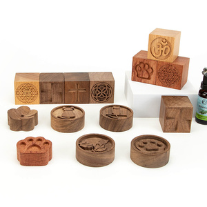 Difusor <span class=keywords><strong>de</strong></span> Aceites Esenciales <span class=keywords><strong>de</strong></span> Madera Maciza para Auto, Diseño Creativo Personalizado YUESHEN, Cilíndrico, <span class=keywords><strong>de</strong></span> Nogal Negro y Haya, Piezas Mecanizadas por CNC - Product Image 2