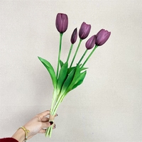 Bunga Tulip Modern Karet Lunak Buatan Tangan Simulasi Tinggi untuk Dekorasi Pernikahan, Rumah, dan Meja Makan