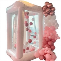 Jeu de boîte à monnaie gonflable en PVC sur le thème du sport - 1,6x1,6x2,4m - Installation facile pour les fêtes d'enfants et d'adultes