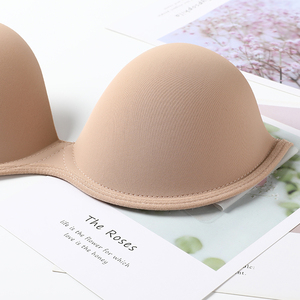 <span class=keywords><strong>Reggiseno</strong></span> Adesivo Invisibile da Donna Sexy Traspirante <span class=keywords><strong>Senza</strong></span> Cuciture <span class=keywords><strong>Senza</strong></span> <span class=keywords><strong>Spalline</strong></span> <span class=keywords><strong>Senza</strong></span> Schienale con Imbottitura Spessa Push-up per Abiti <span class=keywords><strong>Senza</strong></span> Schienale - Product Image 5