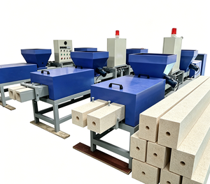 Machine de pressage à chaud de blocs de sciure de bois haute pression / Machines à fabriquer des blocs de palettes en copeaux de bois - Product Image 1