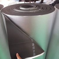 Feuille de mousse de caoutchouc auto-adhésive recouverte de feuille d'aluminium 13mm 19mm pour projets CVC de salles blanches et d'hôpitaux
