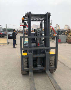 Para Komatsu FD30 Carretillas elevadoras diésel Camiones de transporte Alta calidad Usado Venta al por mayor Equipo pesado Fuente de alimentación Motor diésel - Product Image 3