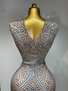 <span class=keywords><strong>Vestido</strong></span> ajustado de <span class=keywords><strong>plumas</strong></span> con pedrería brillante para mujer, sin mangas, cuello redondo, de lujo, para fiesta de noche, cumpleaños, boda, <span class=keywords><strong>invitada</strong></span>. - Product Image 2