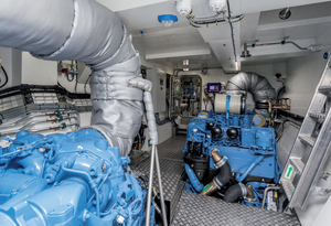 Nouveau bateau à coque en fibre de carbone, chantier naval professionnel, construction personnalisée, <span class=keywords><strong>ferry</strong></span> rapide à faible consommation de carburant, bateau de surveillance - Product Image 5