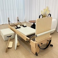 Lit de Pilates Reformer en Bois d'Érable Silencieux et Lisse, Machine de Pilates Professionnelle pour la Maison, le Studio, la Salle de Sport et l'Usage Commercial