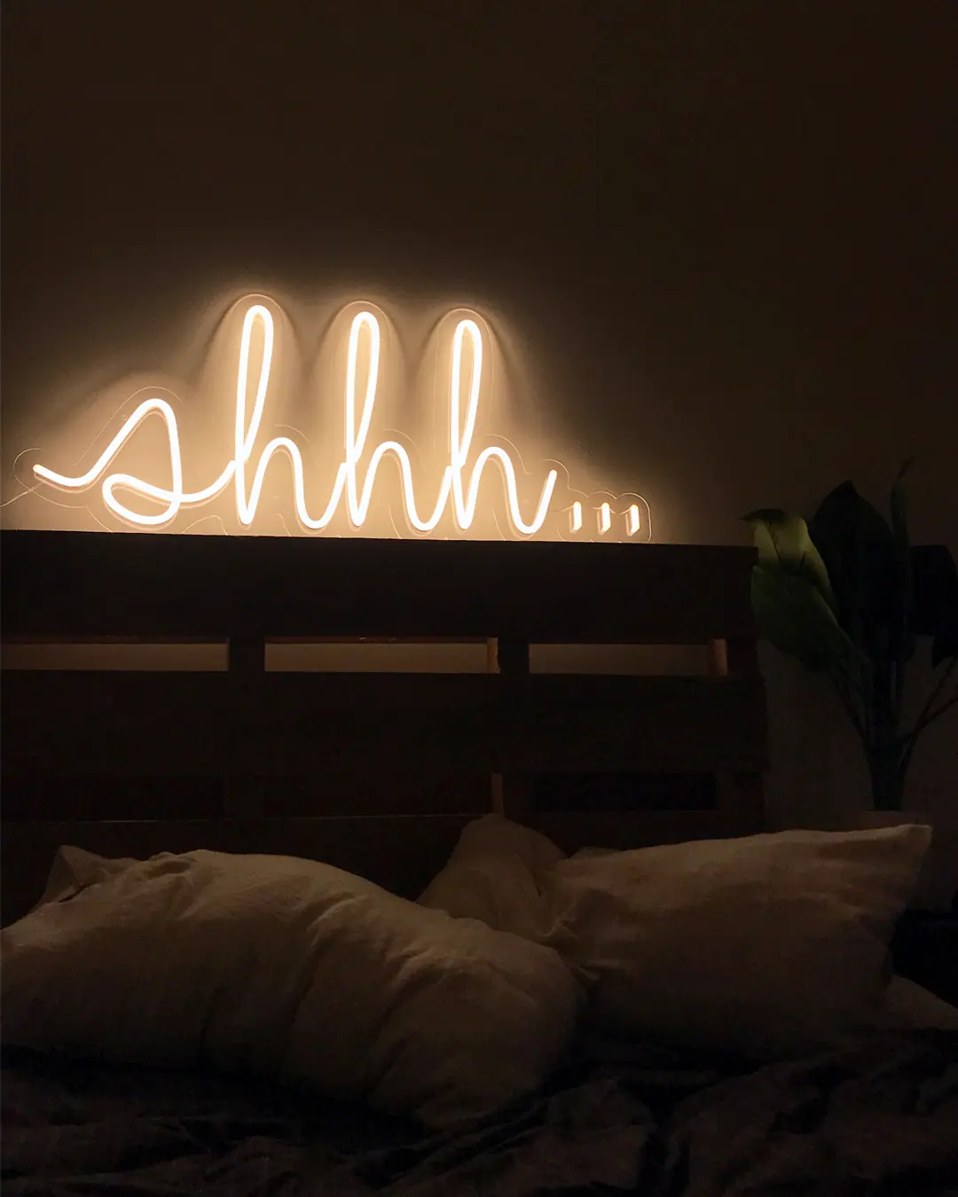chinese word neon light, neon word sign, neon letter signs words