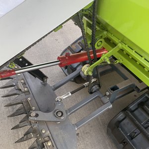 Cosechadora de Arroz 4LZ-1.0P de 25Hp Montada sobre Orugas, Cosechadora de Granos de Alta Productividad - Product Image 2