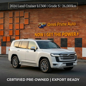 <span class=keywords><strong>Toyota</strong></span> <span class=keywords><strong>Land</strong></span> <span class=keywords><strong>Cruiser</strong></span> 300 V6 <span class=keywords><strong>4x4</strong></span> d'<span class=keywords><strong>occasion</strong></span> Tokunbo – SUV automatique, propre et haute performance pour le tout-terrain - Product Image 1