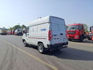 Camión Refrigerado <span class=keywords><strong>Iveco</strong></span>, un Vehículo Especial para el Transporte de Mariscos, Helados y Frutas en Ciudades - Product Image 5