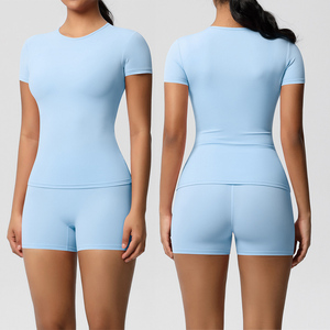 Set Sportivo da Donna per Yoga, Asciugatura Rapida, Top con Collo Tondo, Pantaloncini a Vita Alta 3 Pollici, Set per Palestra, Corsa, <span class=keywords><strong>Ciclismo</strong></span> e Allenamento all'Aperto, Personalizzabile all'Ingrosso - Product Image 2