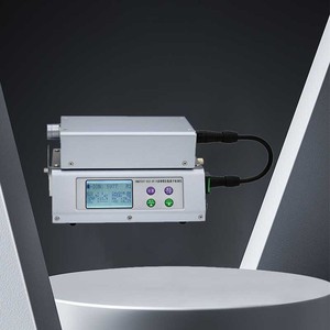 Détecteur d'ions négatifs multiparamètres avec moniteur de qualité de l'air intérieur/extérieur pour la détection de formaldéhyde, COV, température et humidité - Product Image 1