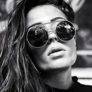 Nuevas Gafas de Sol Redondas Steampunk con Marco Metálico para Hombre y Mujer, Protección UV400, Estilo Punk - Product Image 2