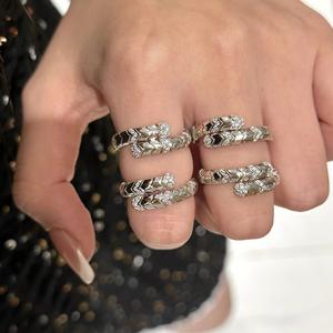 Bague serpent en argent pur S925, style rétro vintage haut de gamme, plaqué or 18 carats avec ressort et diamants incrustés, bague de niche - Product Image 3