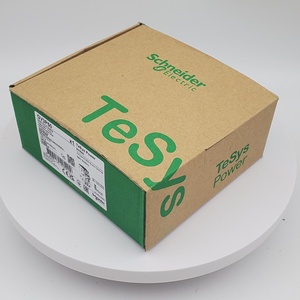 Fotografie Reali GV3P50 100% Nuovo e Originale TeSys GV3P Interruttore Magnetotermico per Motori con Manopola Tipo EverLink Terminali <span class=keywords><strong>BTR</strong></span> - Product Image 3