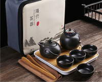 Tas Penyimpanan Keramik Portabel untuk Perjalanan, Hadiah Set Cangkir Teh Kung Fu 4 Cangkir Dua Teko dengan Nampan