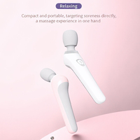 Tragbarer Handmassagestab 240g Ultraleicht Geräuscharm Vibrationsmassagegerät Muskelverspannungslösung 5 Modi USB-betrieben OEM Körperpflege