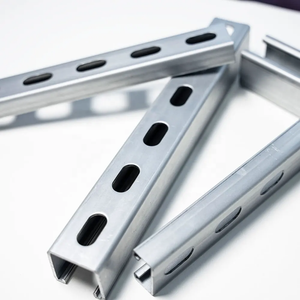 Riel Sísmico de Acero Galvanizado en Caliente para Soporte Solar Fotovoltaico con Orificios - Product Image 1