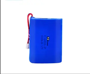 Batteria ricaricabile 704082 batteria agli ioni di litio da 2800mAh per dispositivo portatile