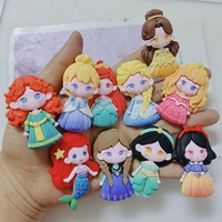 Accessoires de décoration de téléphone en gros, breloques en résine à dos plat de 20 mm, personnalisables DIY, motif poupée en argile Kawaii