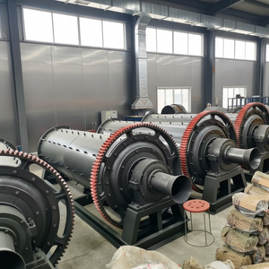 Le fabricant vend des broyeurs à billes industriels à froid pour le broyage fin des galets <span class=keywords><strong>de</strong></span> <span class=keywords><strong>rivière</strong></span>, du sable <span class=keywords><strong>de</strong></span> quartz et du minerai d'or – Équipement <span class=keywords><strong>de</strong></span> broyage humide - Product Image 4